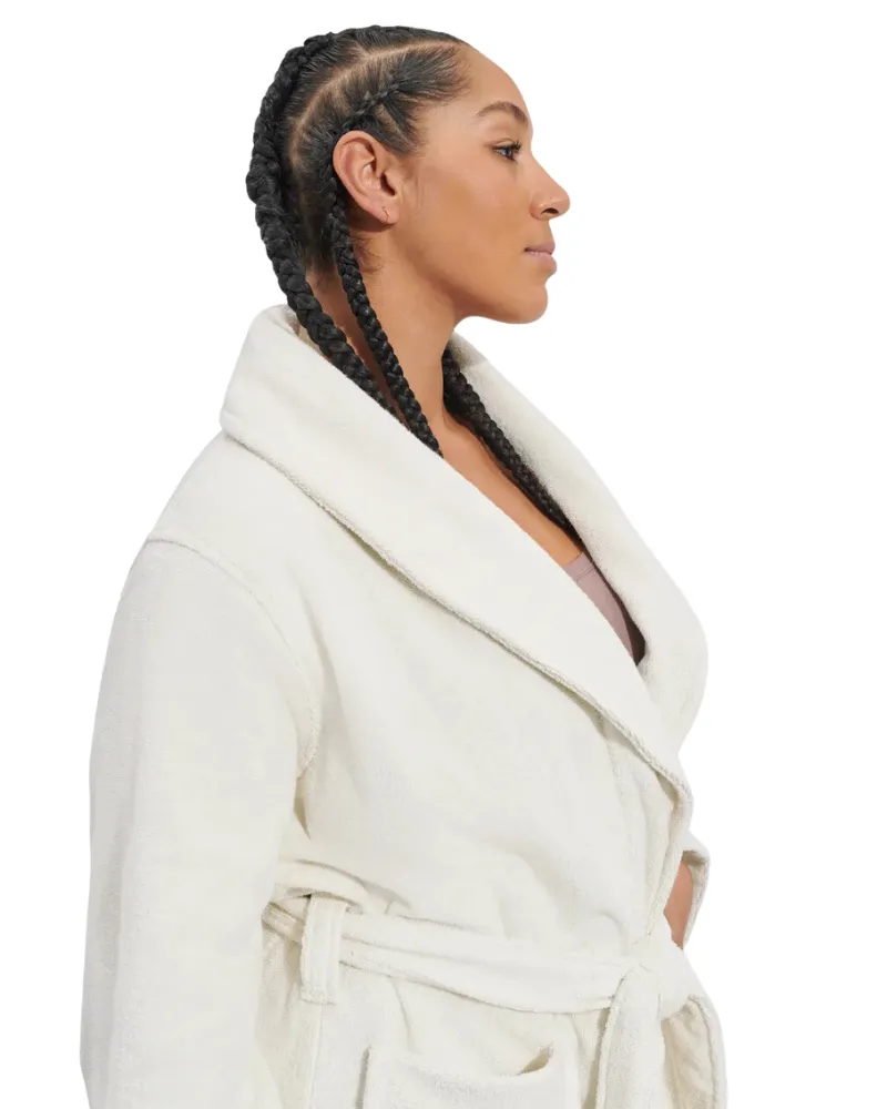 1144570 Plaster Lenore Terry Robe