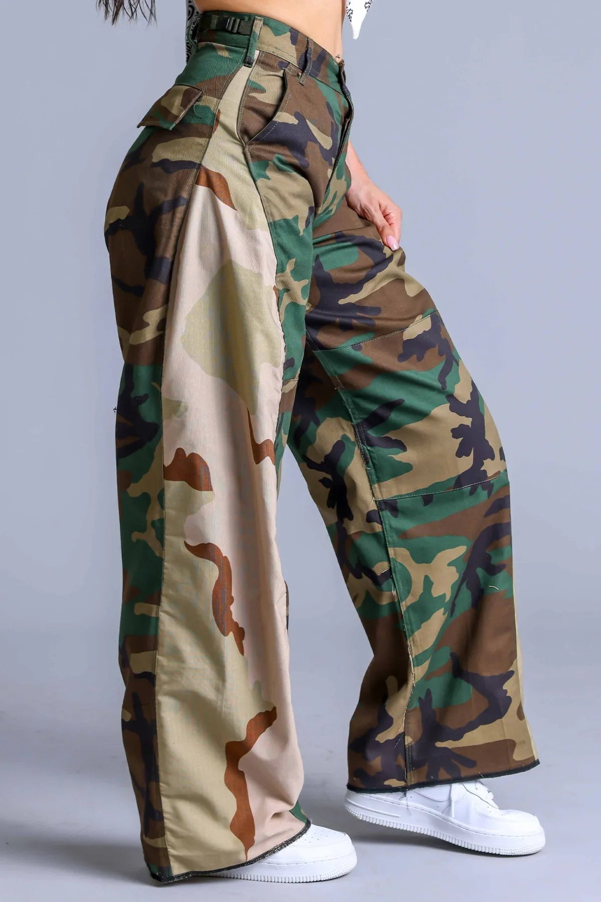 CAMO WIDE LEG CARGO PANT