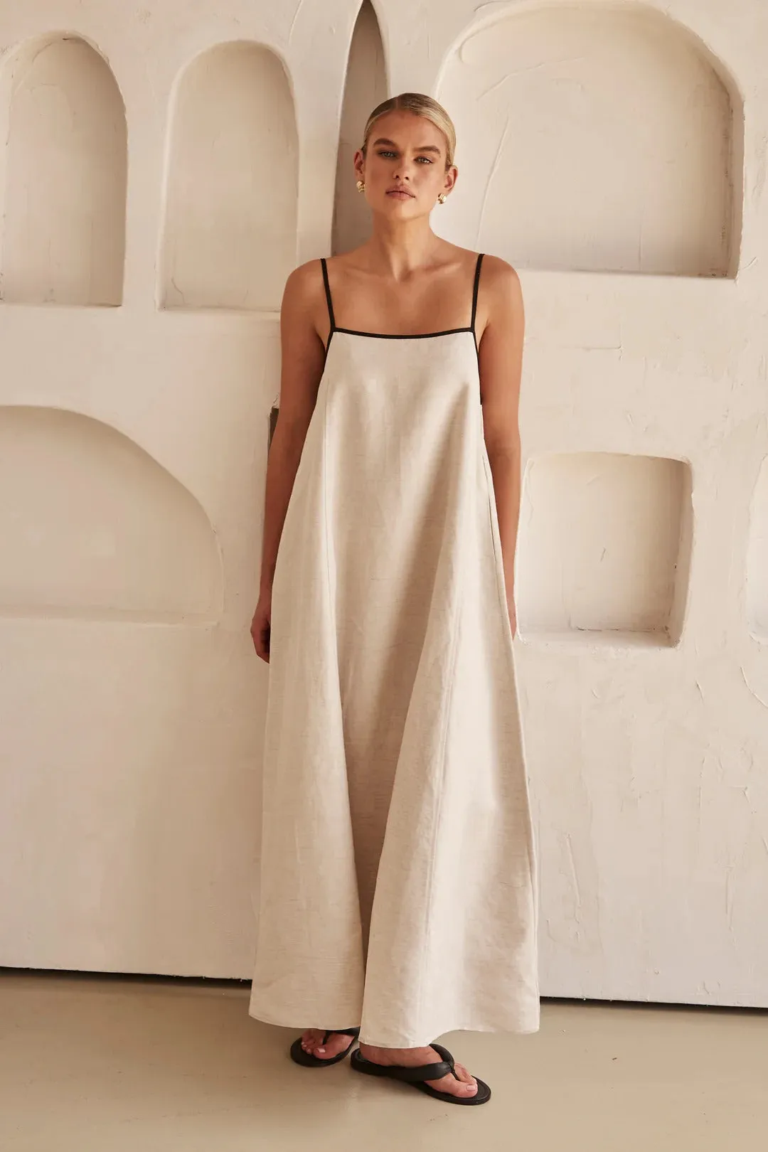 Long contrast linen dress
